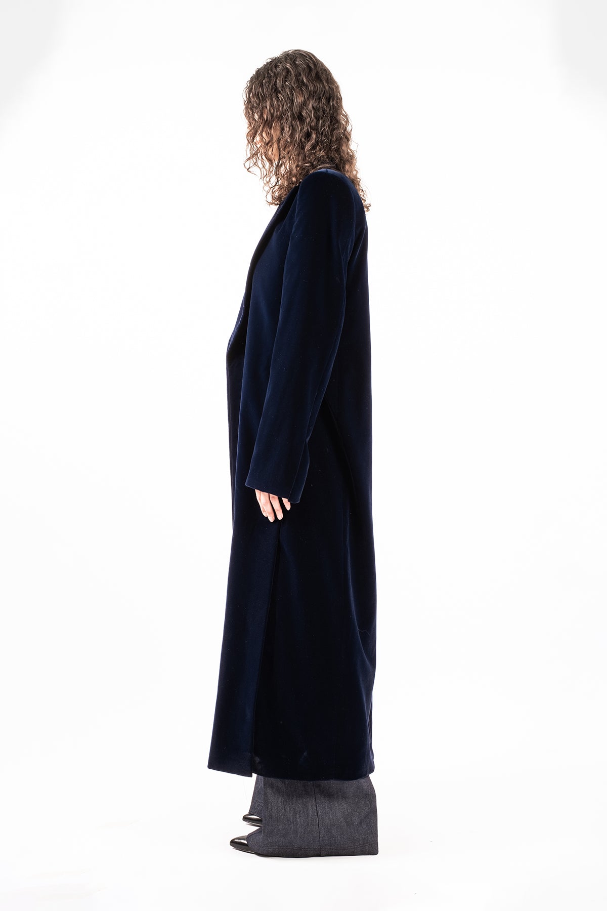 Long straight velvet coat