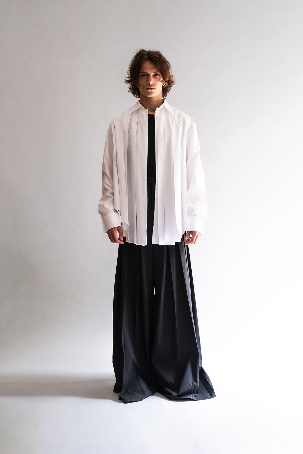 White pleated shirt - No Season 2024 Cyberdistortion