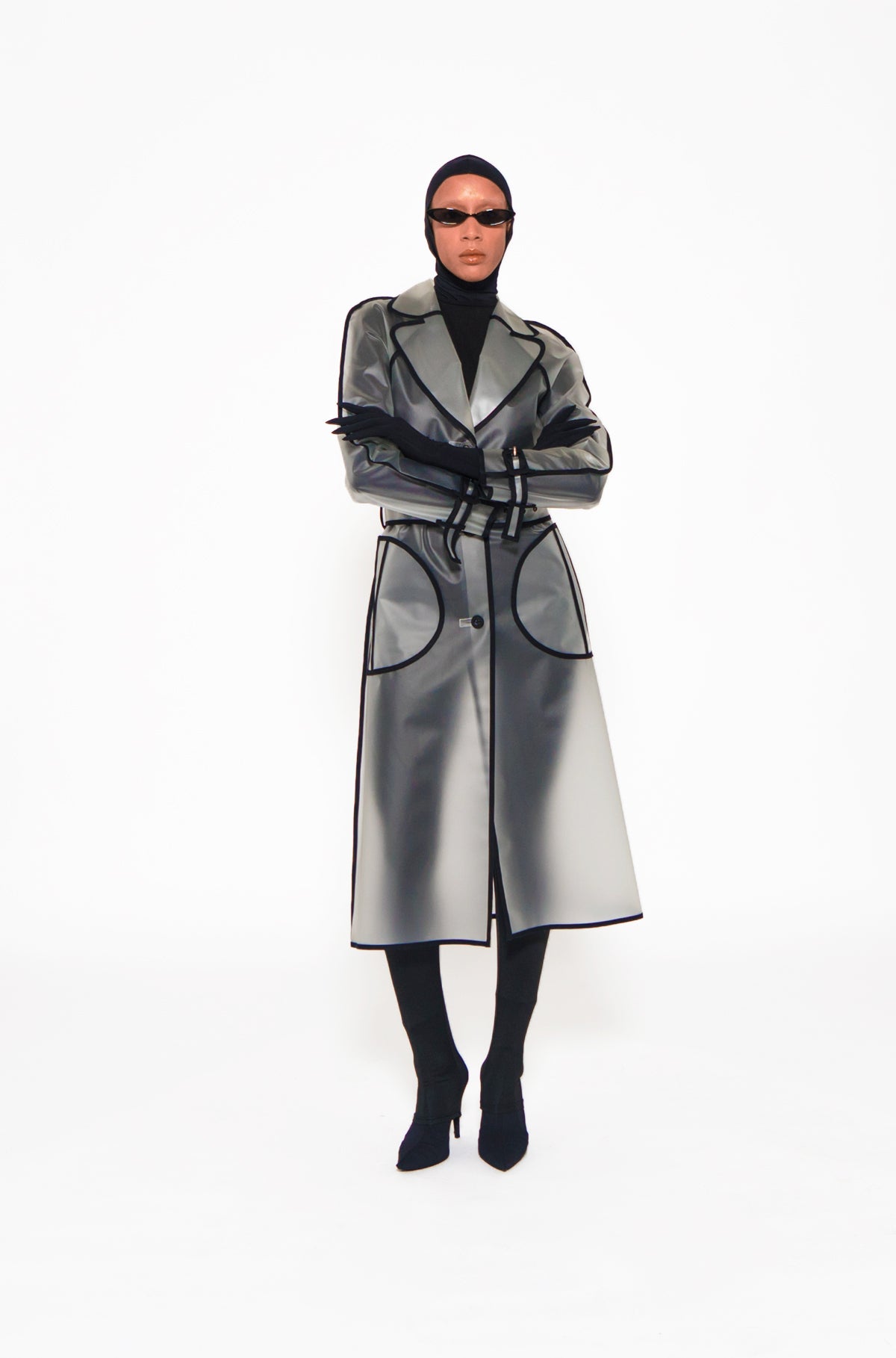 No Season 2023 trench coat on pre-order